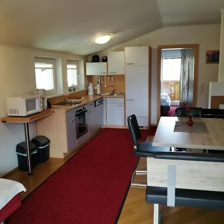 بيت ضيافة Haus Roswitha *